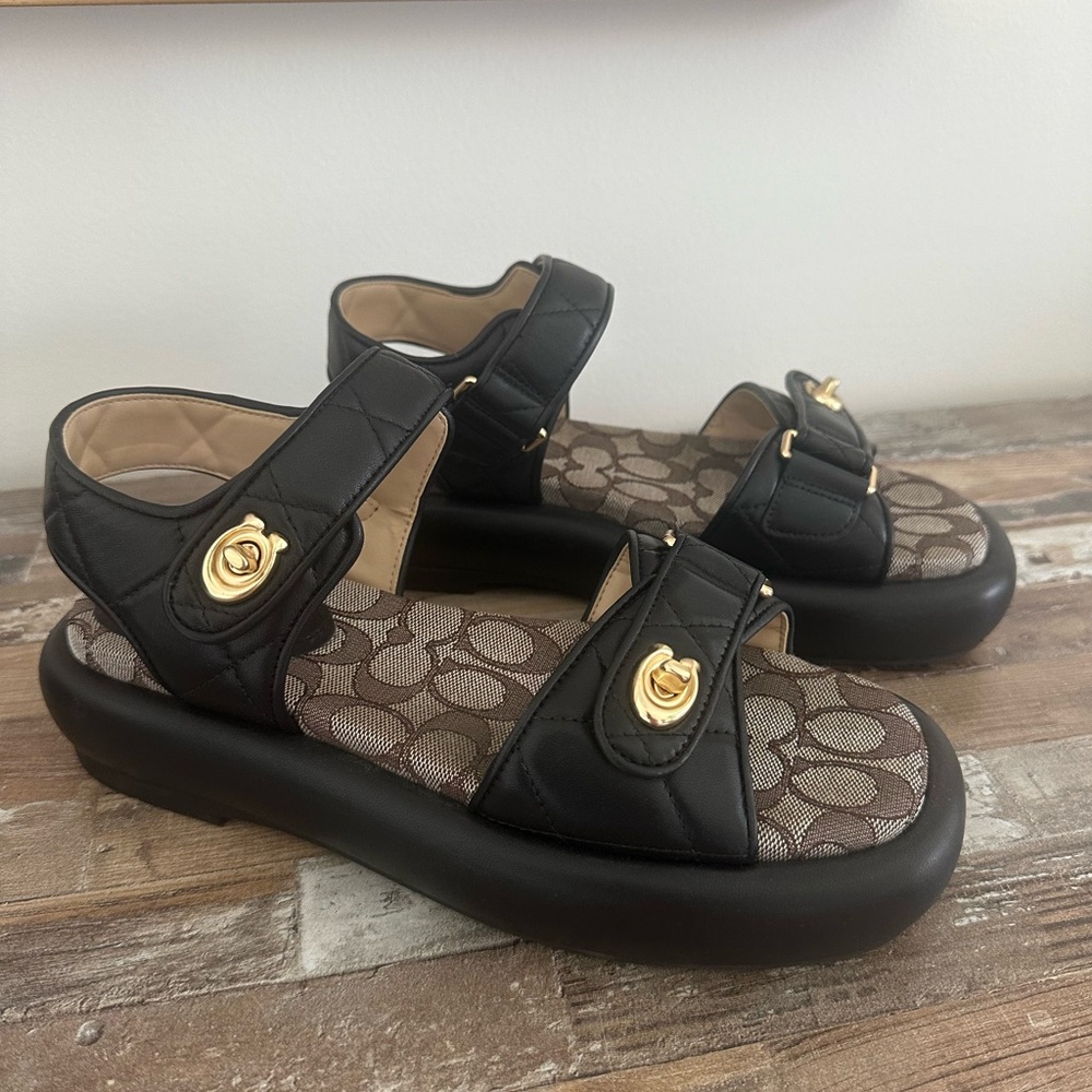 Coach Black and Brown Sandals with Elegant Design - Picture 4 of 7